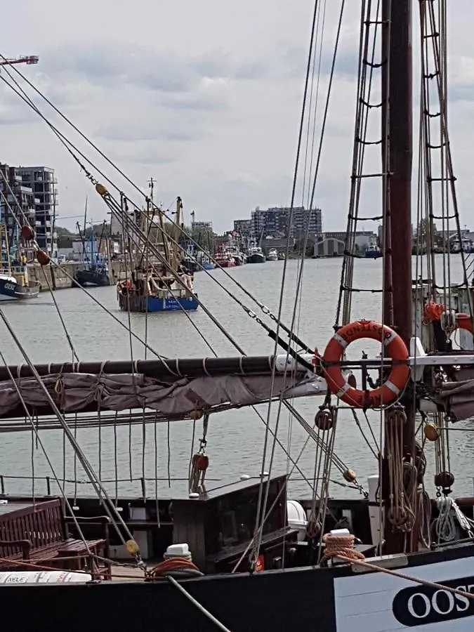'T Zandmanneke Oostende 0*,  Belçika